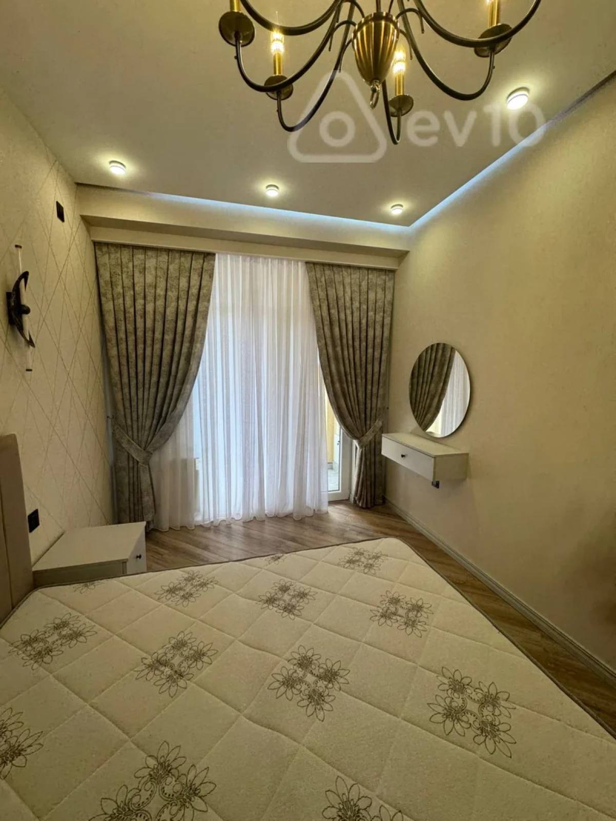 Kirayə verilir 2 otaqlı yeni tikili 60 m²
