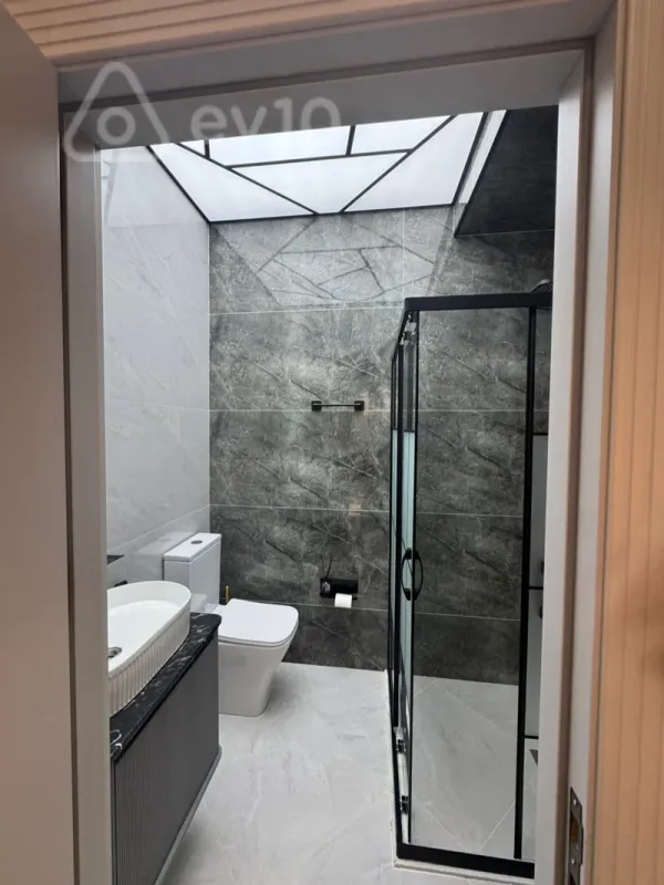 Kirayə verilir 2 otaqlı yeni tikili 60 m²