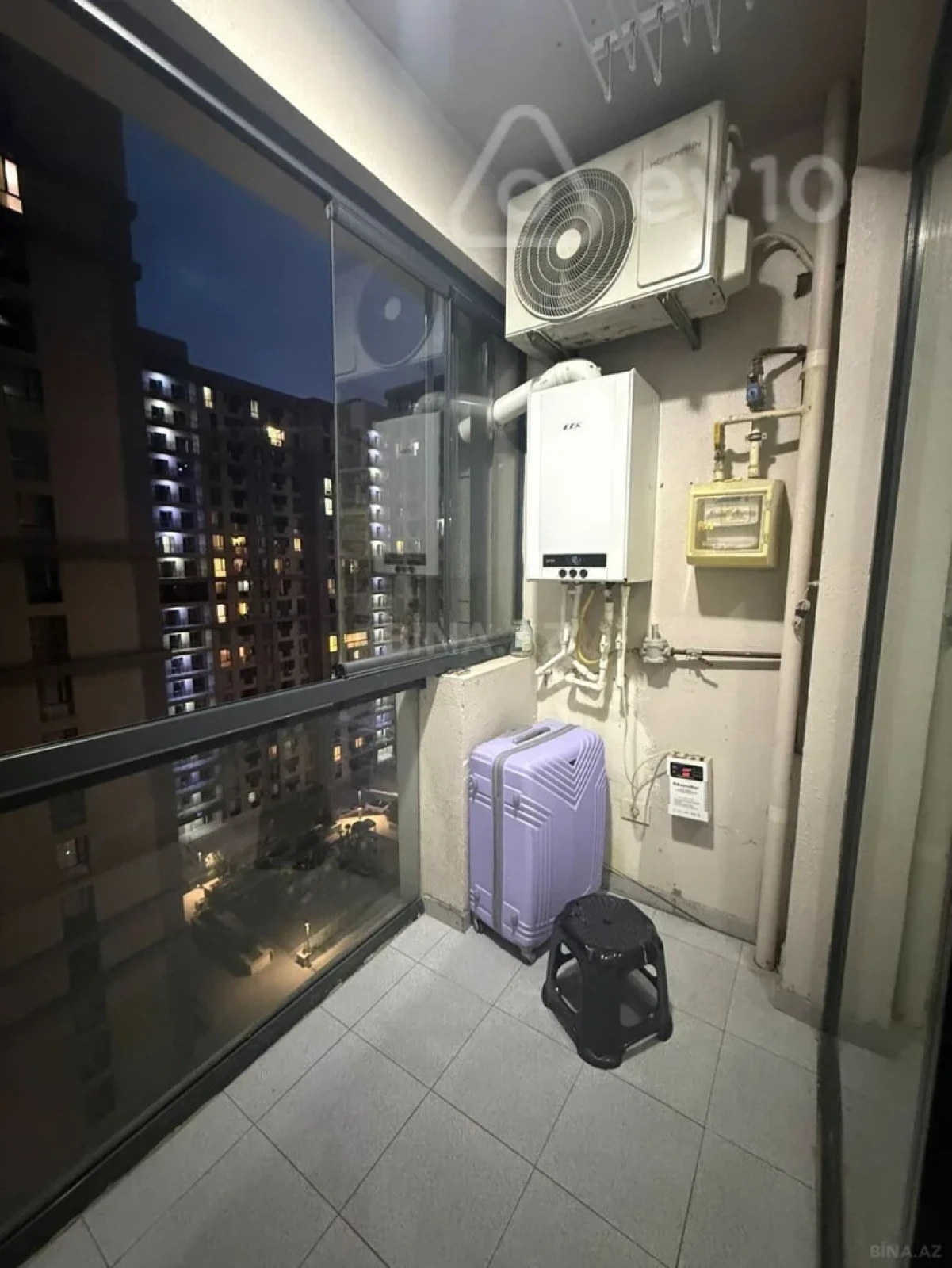 Kirayə verilir 2 otaqlı yeni tikili 52 m²