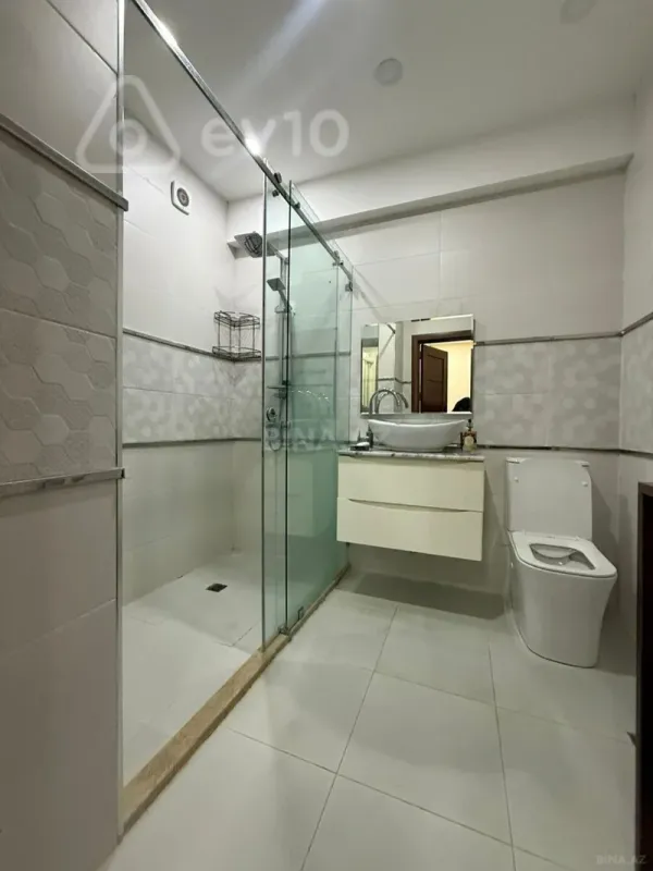 Kirayə verilir 2 otaqlı yeni tikili 52 m²