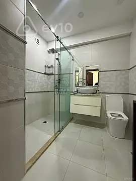 Kirayə verilir 2 otaqlı yeni tikili 52 m²