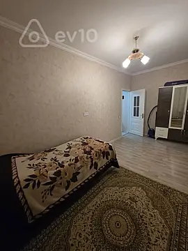 Kirayə verilir 2 otaqlı köhnə tikili 55 m²