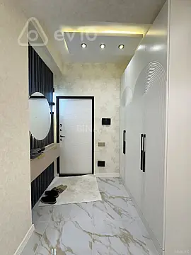 Kirayə verilir 2 otaqlı yeni tikili 85 m²