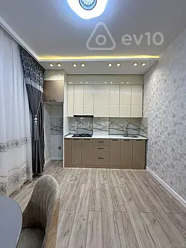 Kirayə verilir 2 otaqlı yeni tikili 85 m²