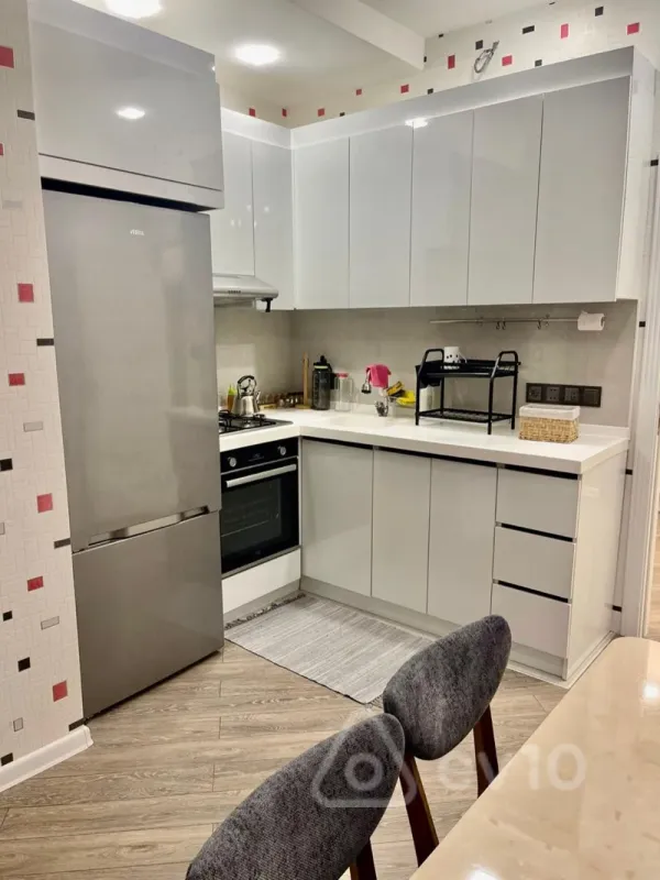 Kirayə verilir 3 otaqlı yeni tikili 110 m²