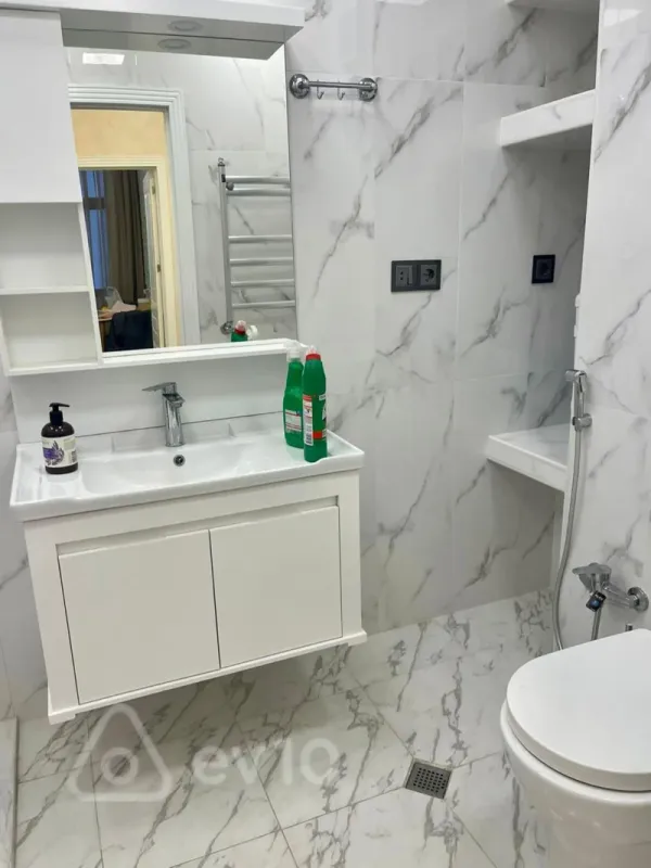 Kirayə verilir 3 otaqlı yeni tikili 110 m²