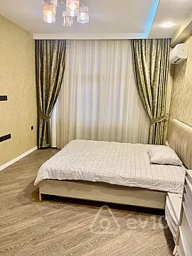 Kirayə verilir 3 otaqlı yeni tikili 110 m²