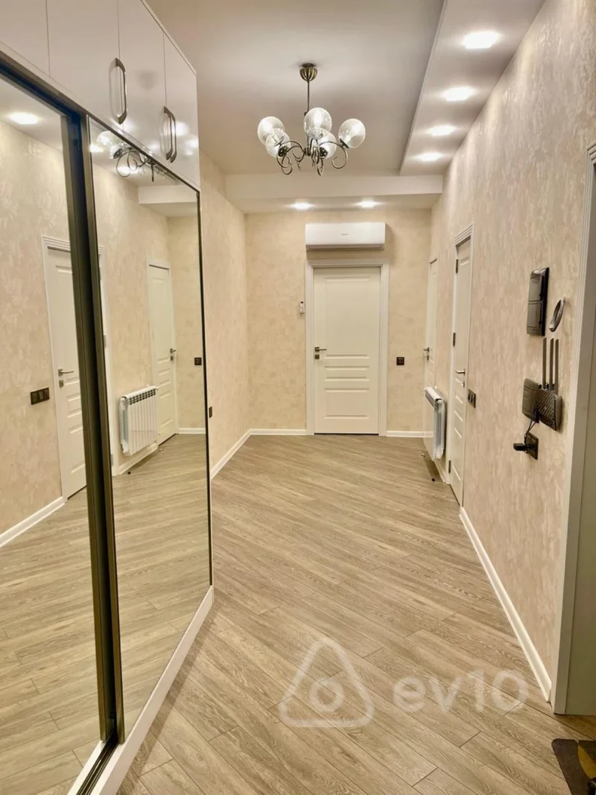 Kirayə verilir 3 otaqlı yeni tikili 110 m²