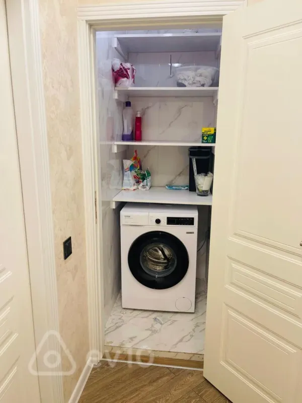 Kirayə verilir 3 otaqlı yeni tikili 110 m²