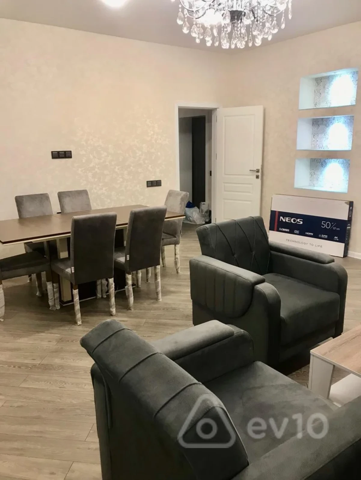 Kirayə verilir 3 otaqlı yeni tikili 110 m²