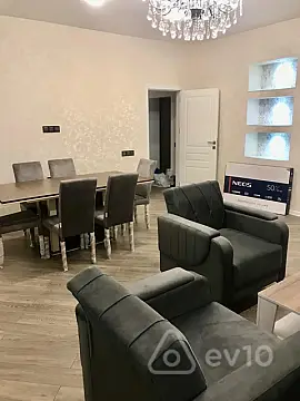 Kirayə verilir 3 otaqlı yeni tikili 110 m²