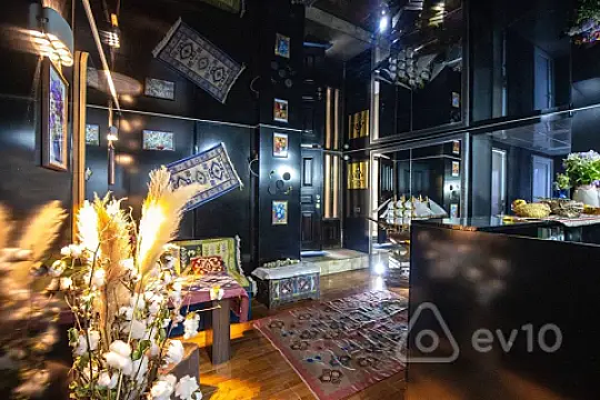 Satılır mənzil 165 m²