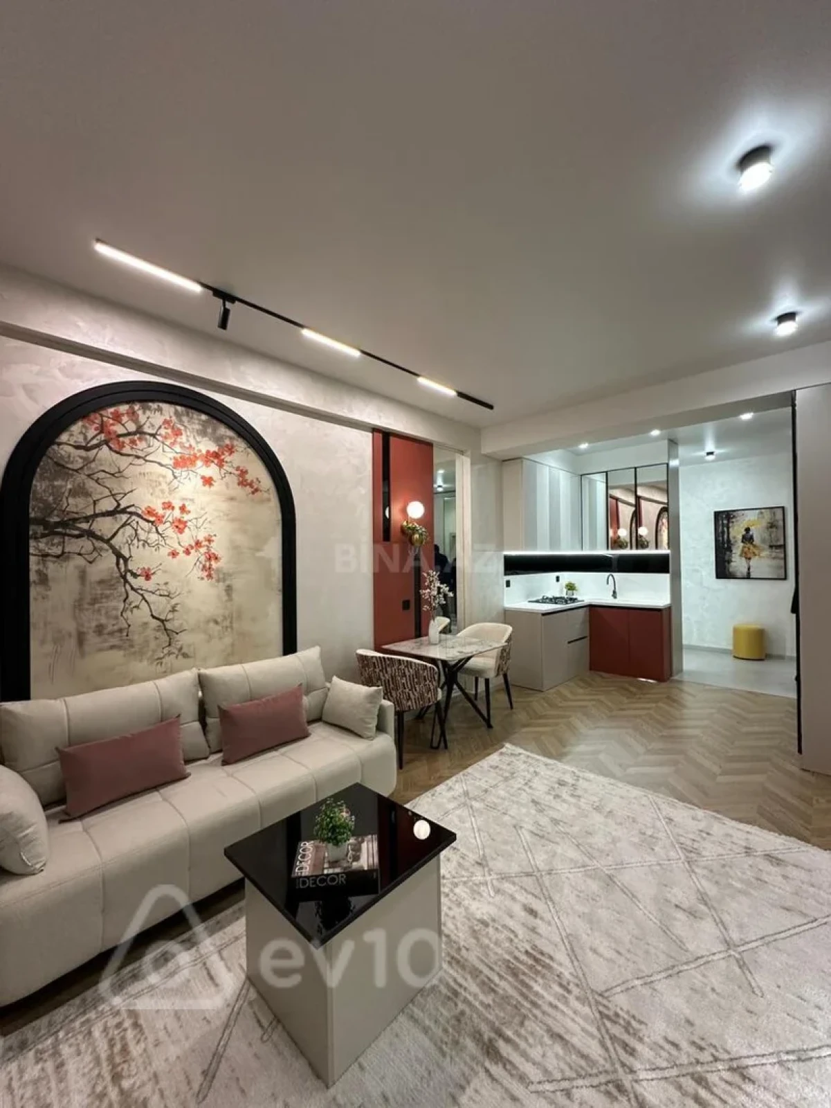 Kirayə verilir 3 otaqlı yeni tikili 70 m²