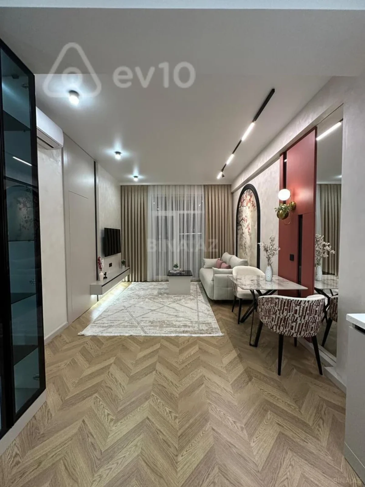 Kirayə verilir 3 otaqlı yeni tikili 70 m²