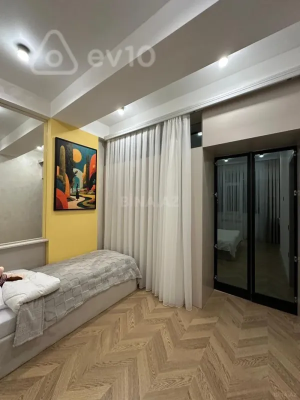 Kirayə verilir 3 otaqlı yeni tikili 70 m²