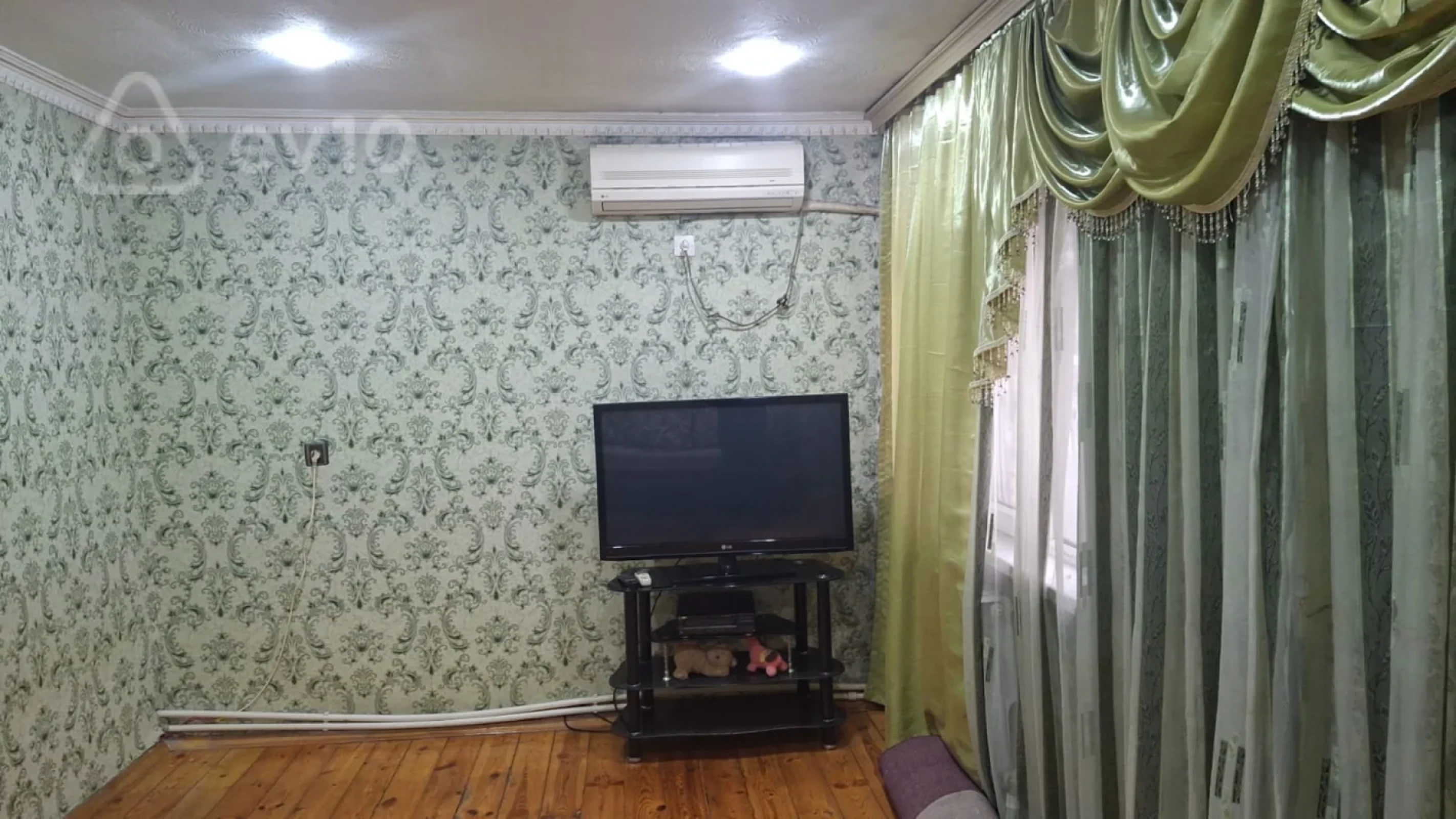 Kirayə verilir 3 otaqlı köhnə tikili 75 m²