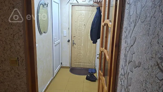 Kirayə verilir 3 otaqlı köhnə tikili 75 m²