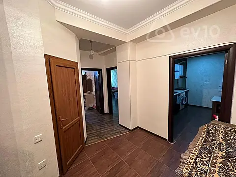 Kirayə verilir 2 otaqlı yeni tikili 68 m²