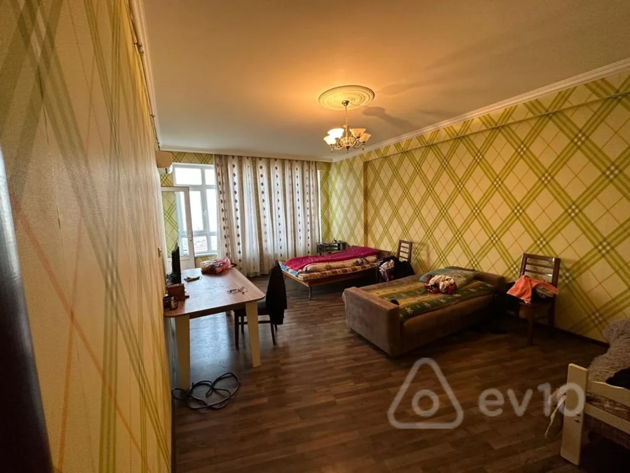 Kirayə verilir 2 otaqlı yeni tikili 68 m²