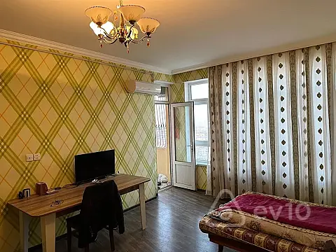 Kirayə verilir 2 otaqlı yeni tikili 68 m²