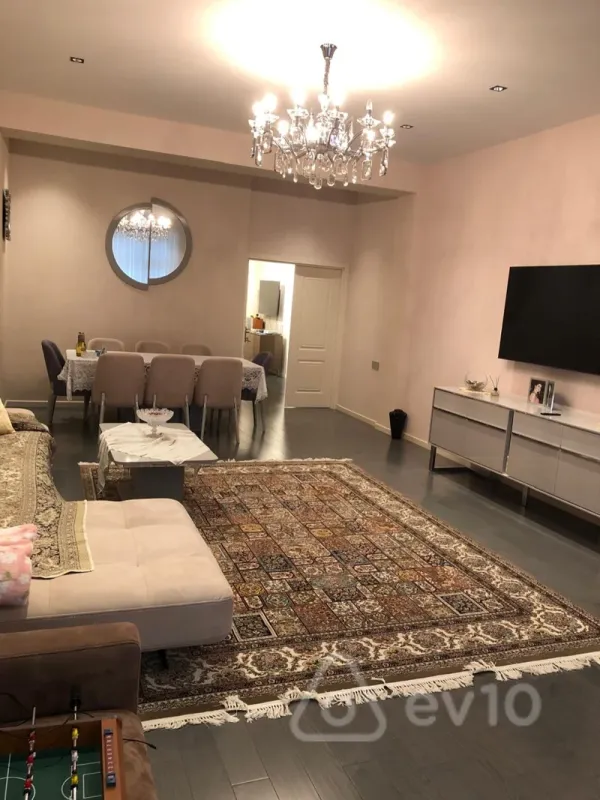 Satılır 4 otaqlı yeni tikili 202 m²