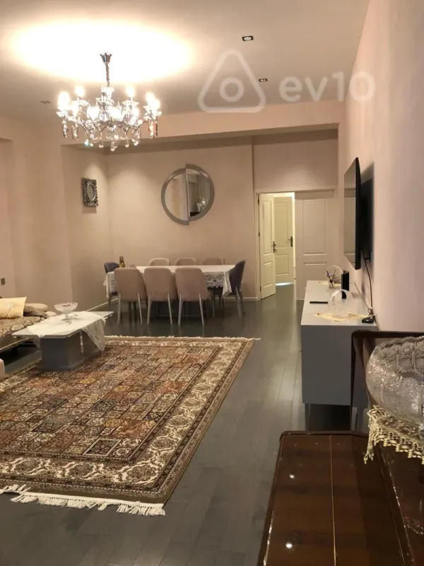 Satılır 4 otaqlı yeni tikili 202 m²