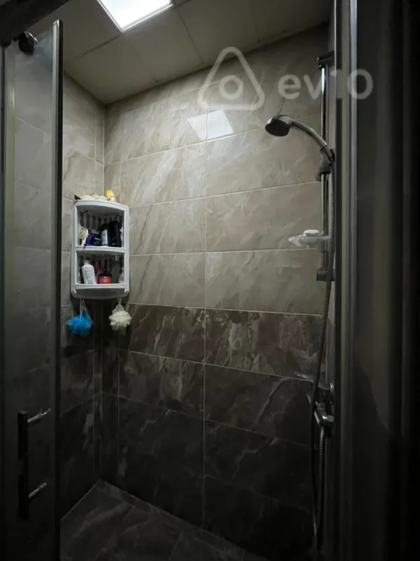 Kirayə verilir 2 otaqlı yeni tikili 50 m²