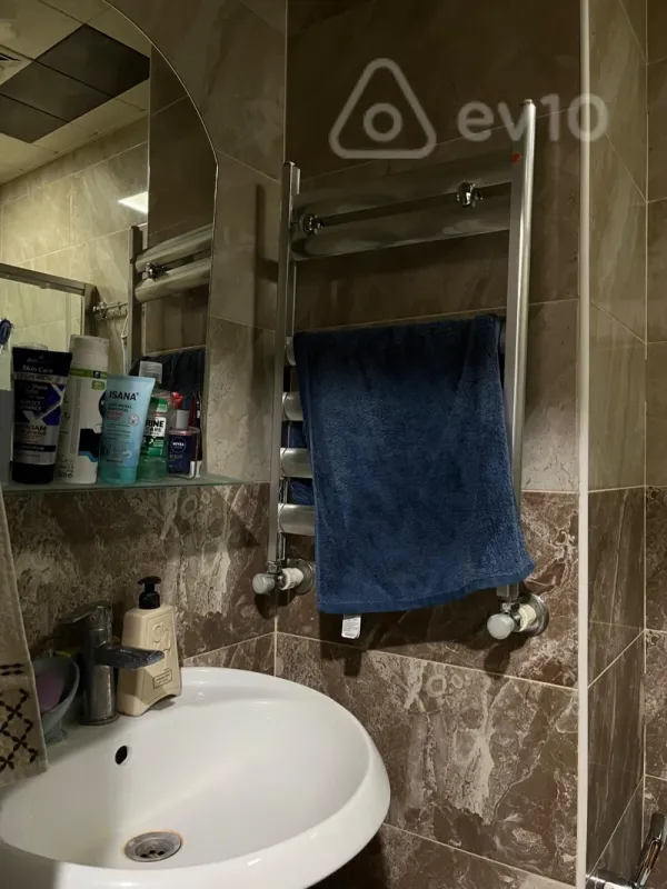 Kirayə verilir 2 otaqlı yeni tikili 50 m²