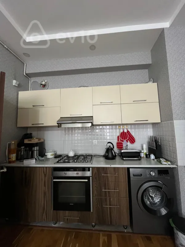 Kirayə verilir 2 otaqlı yeni tikili 50 m²