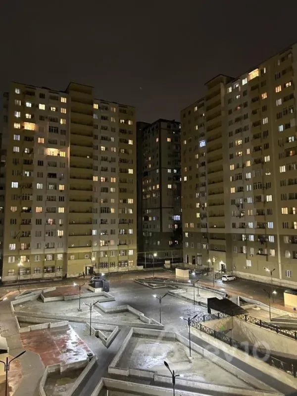 Kirayə verilir 2 otaqlı yeni tikili 75 m²