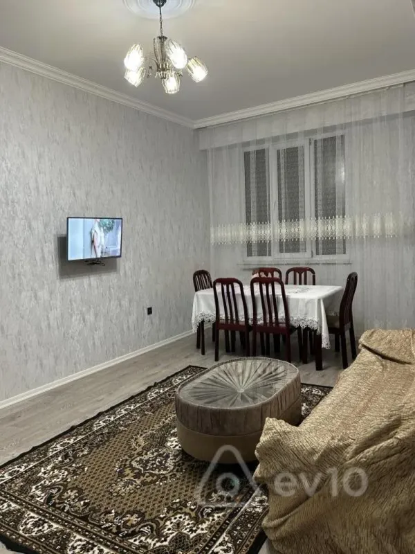 Kirayə verilir 2 otaqlı yeni tikili 75 m²