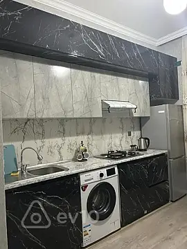 Kirayə verilir 2 otaqlı yeni tikili 75 m²