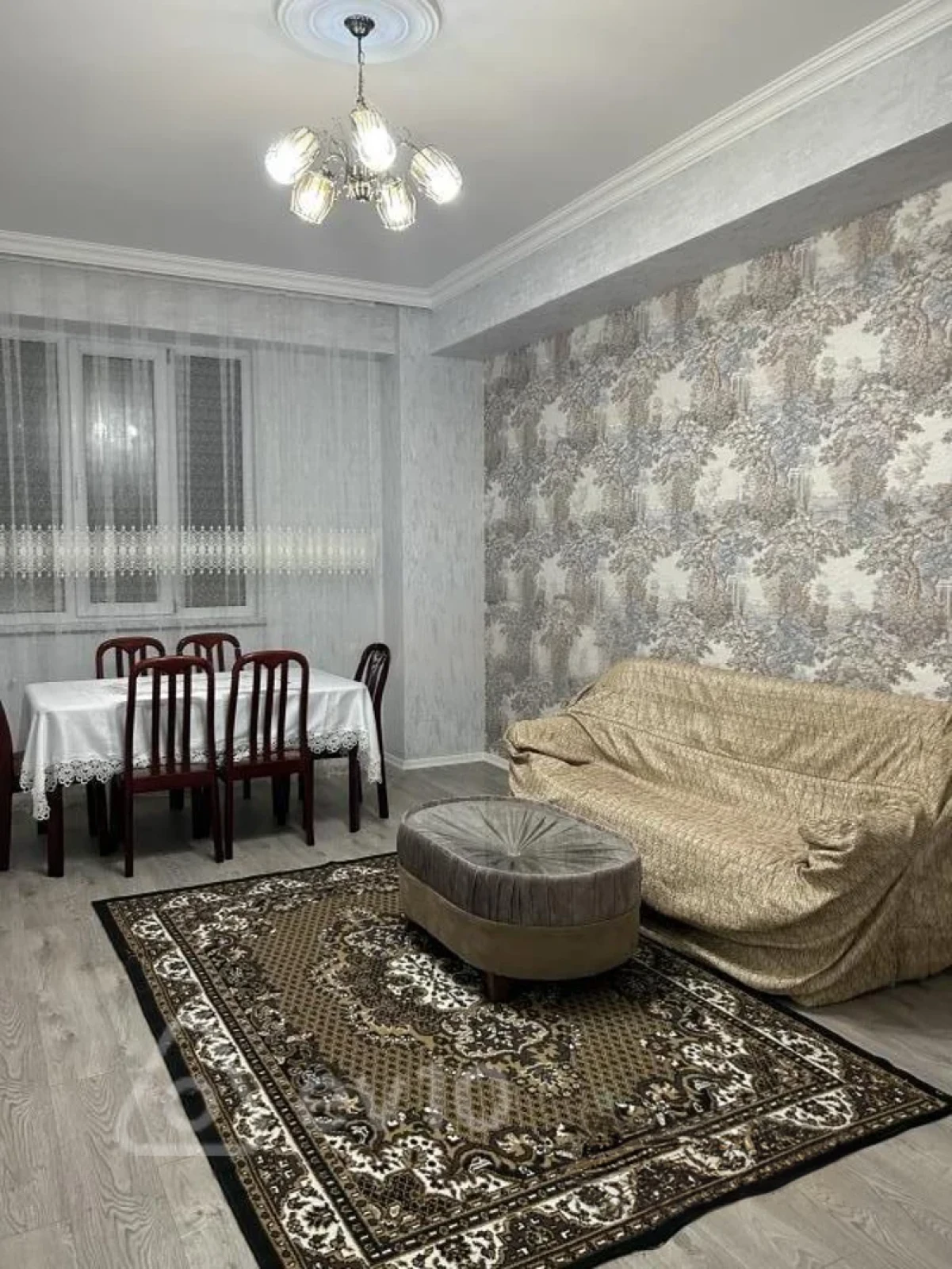 Kirayə verilir 2 otaqlı yeni tikili 75 m²