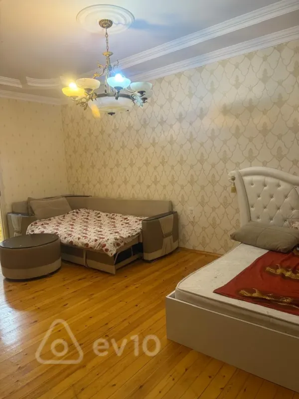 Kirayə verilir 3 otaqlı yeni tikili 100 m²