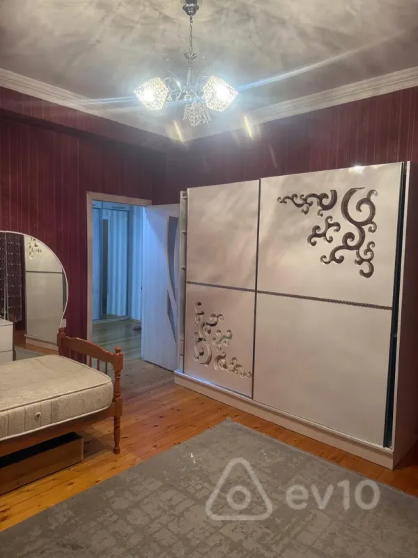 Kirayə verilir 3 otaqlı yeni tikili 100 m²