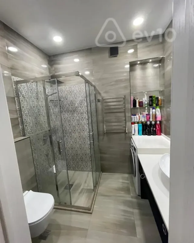 Kirayə verilir 2 otaqlı yeni tikili 85 m²