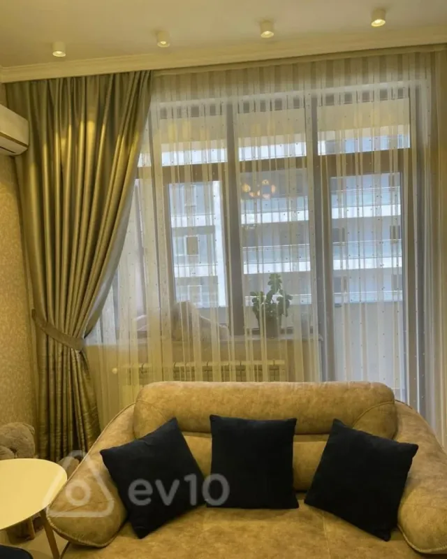 Kirayə verilir 2 otaqlı yeni tikili 85 m²