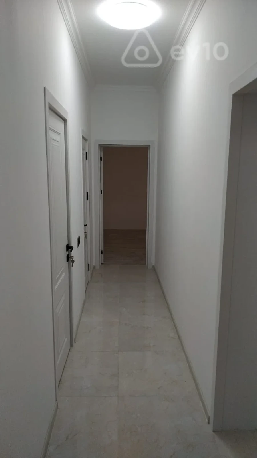 Kirayə verilir 3 otaqlı yeni tikili 90 m²