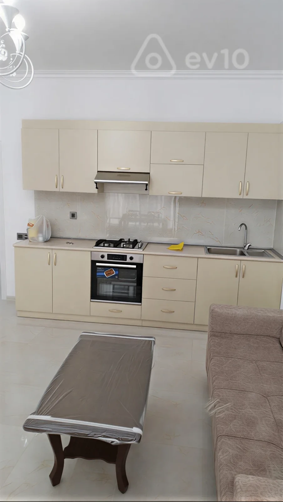 Kirayə verilir 3 otaqlı yeni tikili 90 m²