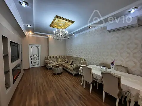 Kirayə verilir 2 otaqlı yeni tikili 72 m²