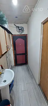 Kirayə verilir 1 otaqlı ofis 10 m²