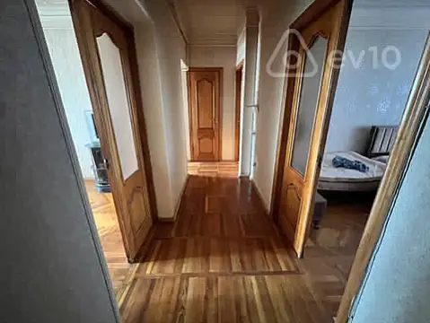 Kirayə verilir 3 otaqlı köhnə tikili 250 m² — Bakı, Nizami 3 otaq 250.00 m²