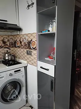 Kirayə verilir 2 otaqlı köhnə tikili 34 m²