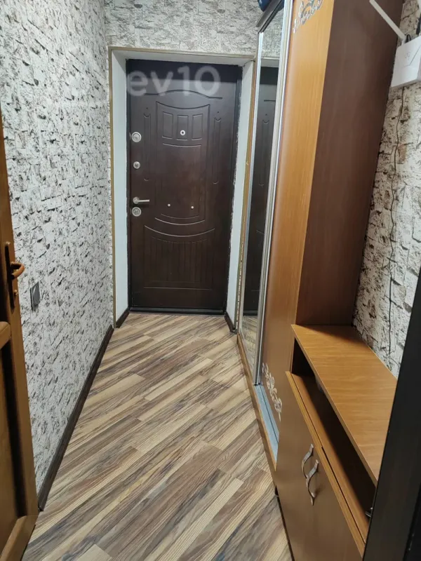 Kirayə verilir 2 otaqlı köhnə tikili 34 m²