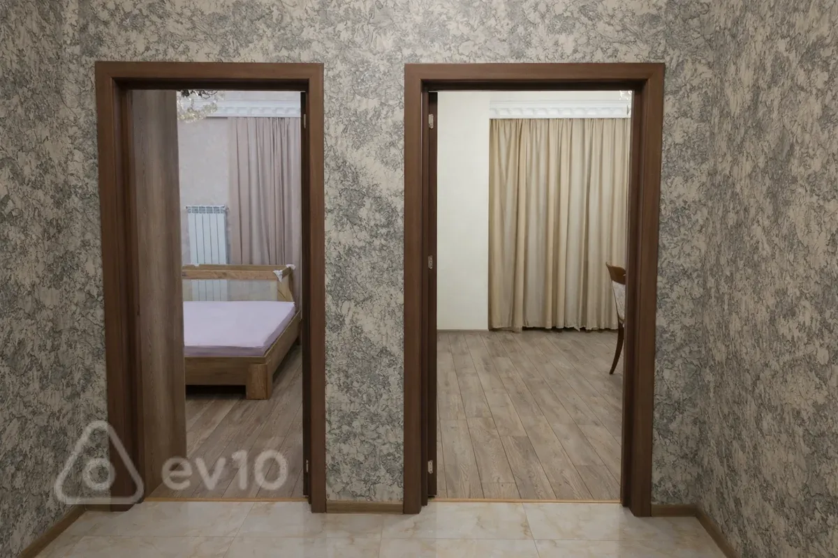 Kirayə verilir 2 otaqlı yeni tikili 64 m²