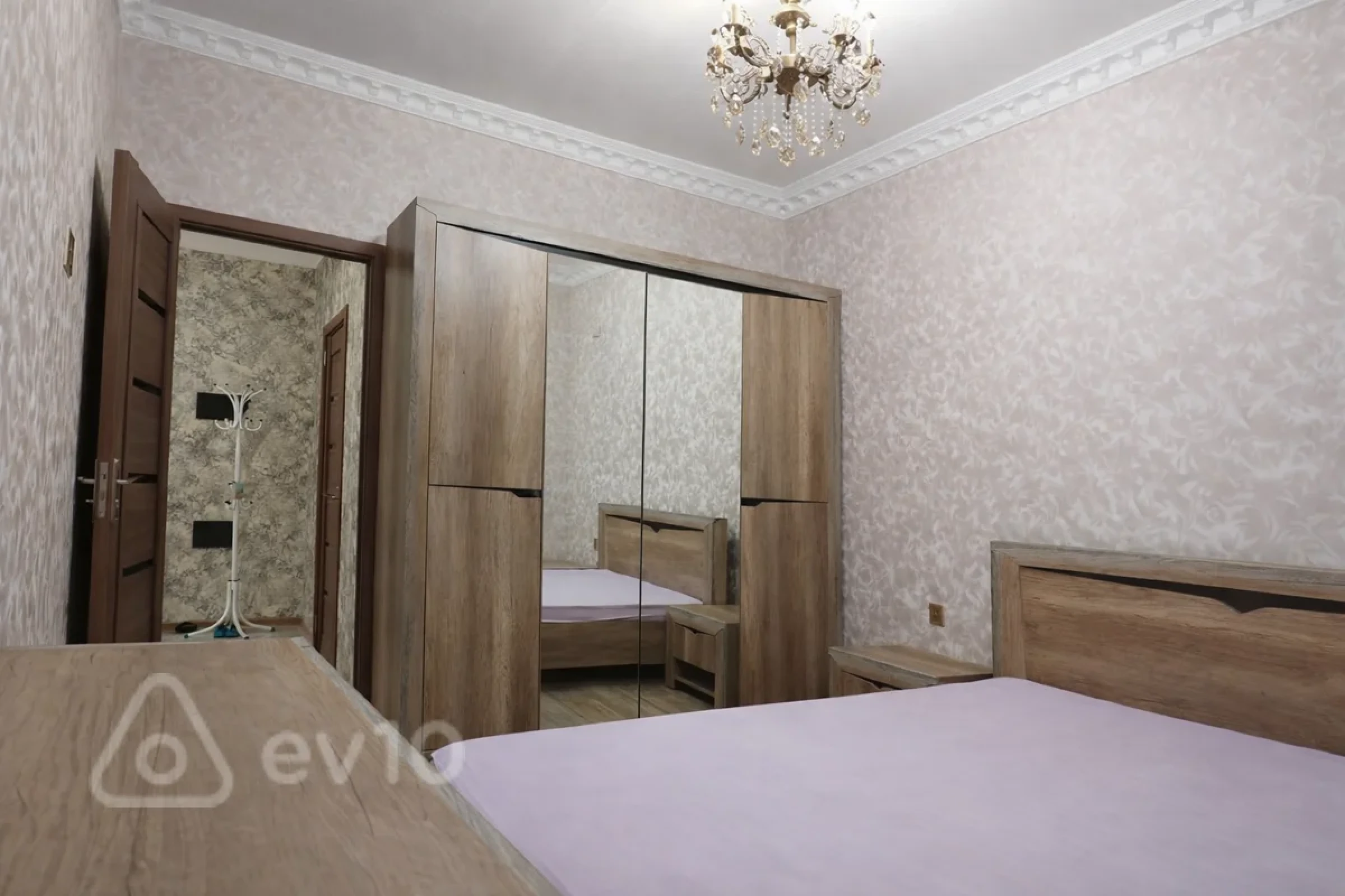 Kirayə verilir 2 otaqlı yeni tikili 64 m²