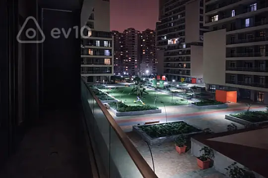 Kirayə verilir 2 otaqlı yeni tikili 64 m²