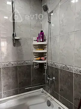 Kirayə verilir 2 otaqlı yeni tikili 60 m²