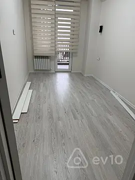 Kirayə verilir 2 otaqlı yeni tikili 80 m²