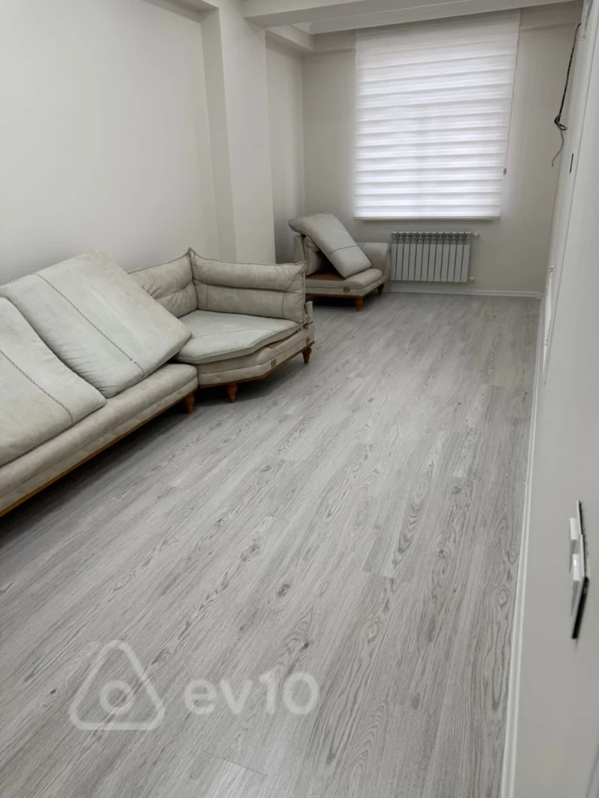 Kirayə verilir 2 otaqlı yeni tikili 80 m²